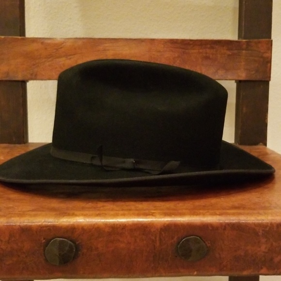 black open road hat